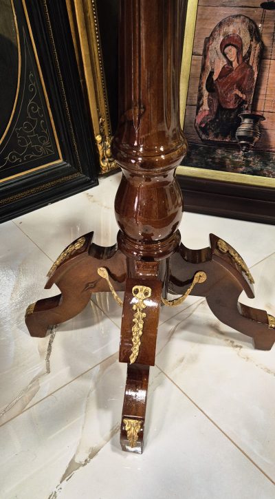 Vrhunski originalni Francuski stilski stocic Luj XV - Image 5